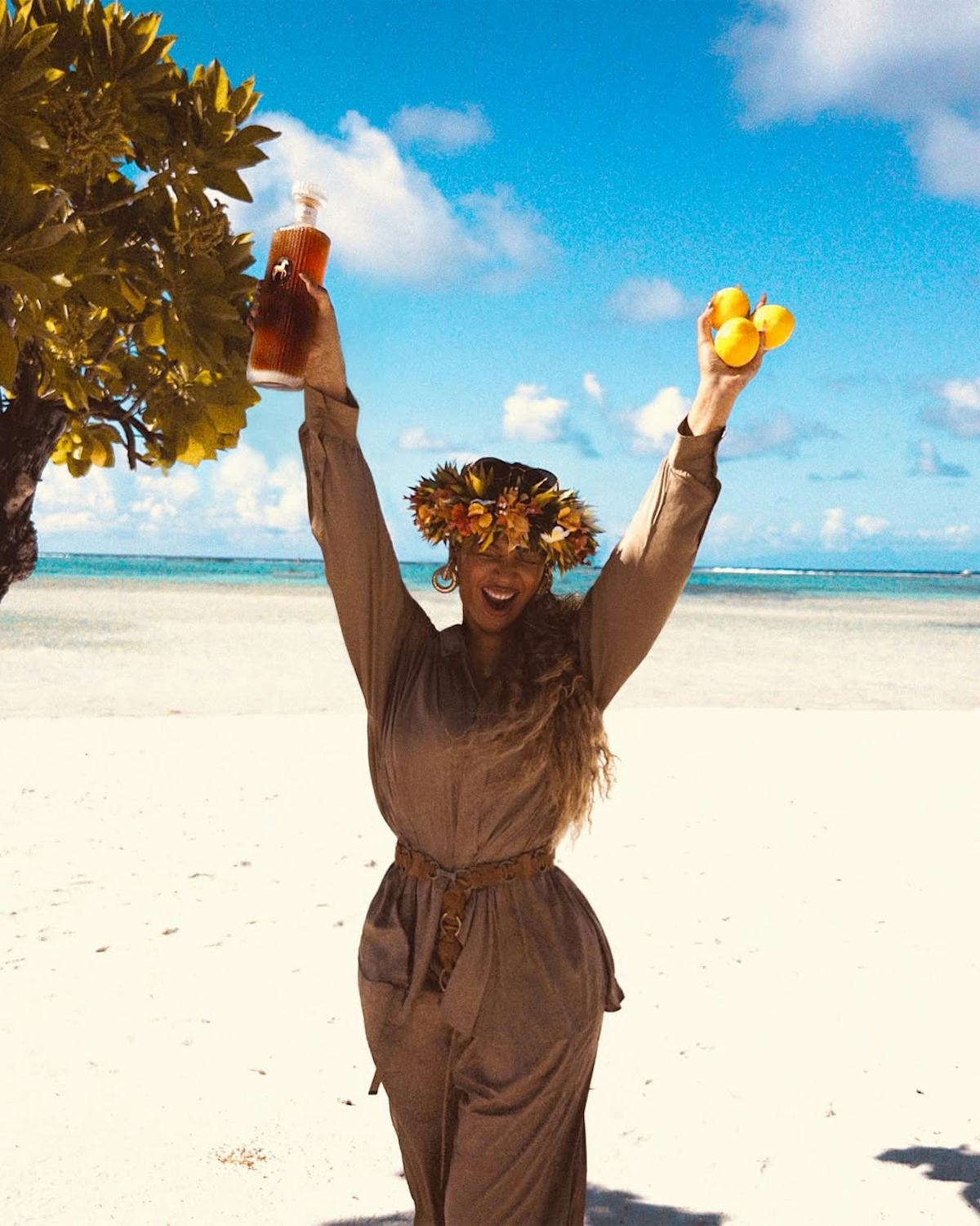 Beyoncé Celebrates 10 Years of ‘Lemonade’ With a Fashion Throwback