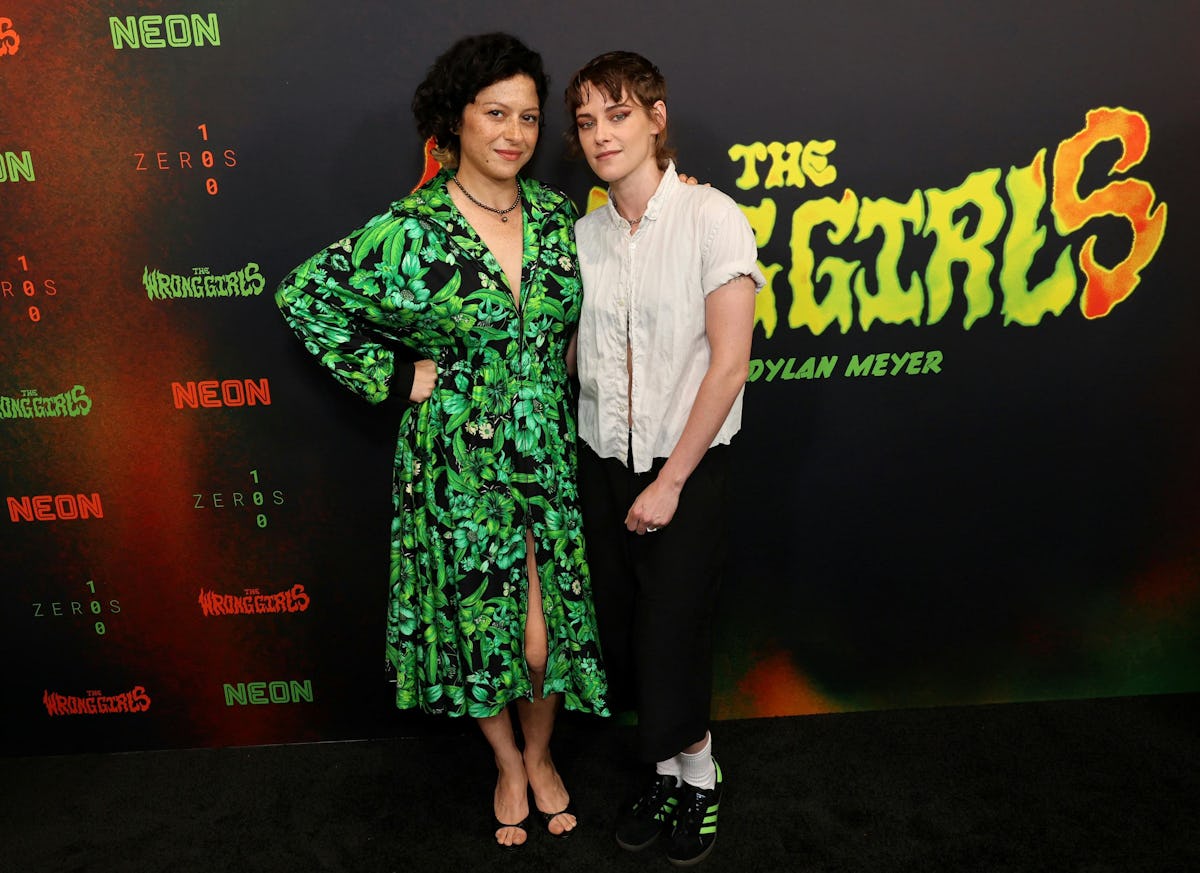 Kristen Stewart and Alia Shawkat’s ‘The Wrong Girls’ Costumes Rewrite Stoner-Comedy Style